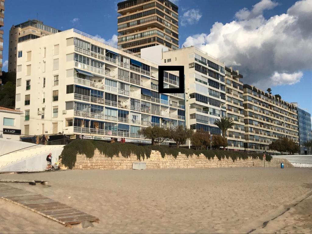 Los Fernandos, 1St Line Beachfront Poniente, 2 Bedroom Apartment Ocean Terrace بينايدورم المظهر الخارجي الصورة